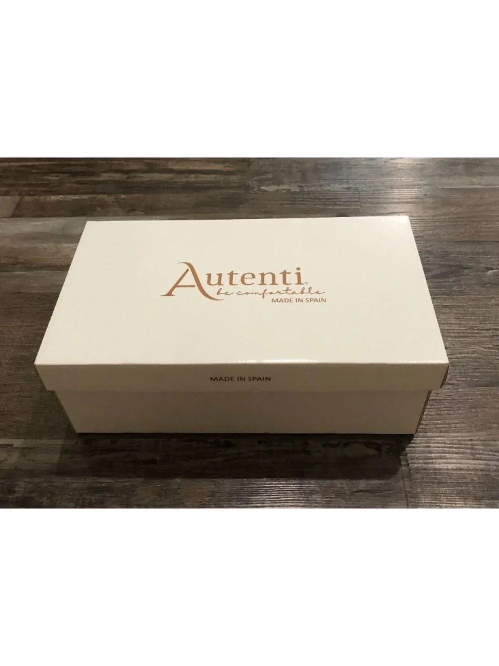 Auteni autenti sandals