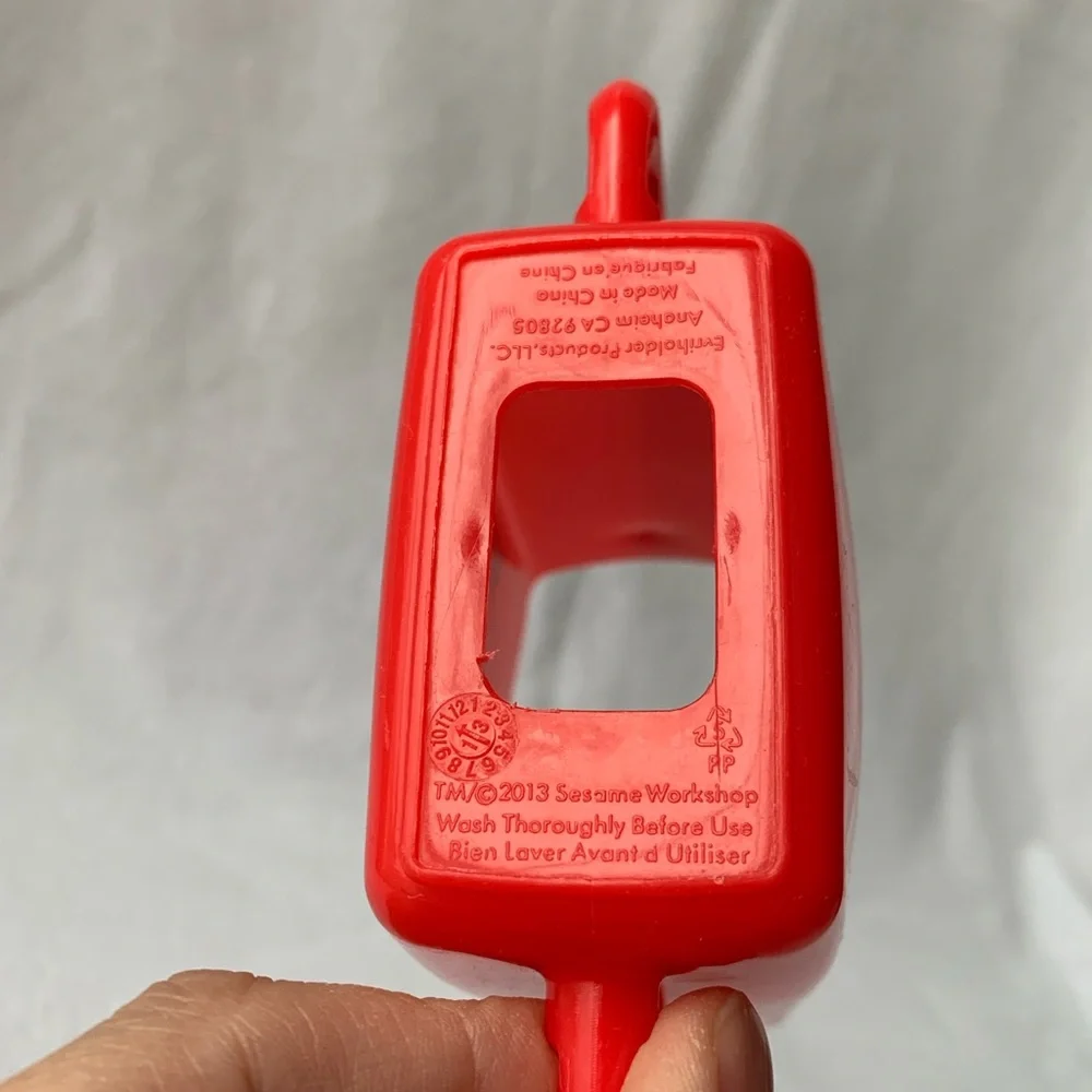 2013 Sesame Street Cookie Monster Kids Red Plastic Juice Box Holder with Handles