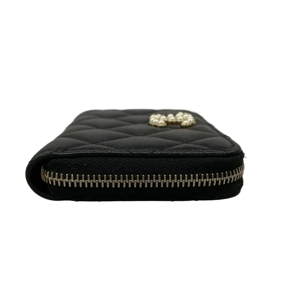 CHANEL matelasse coin