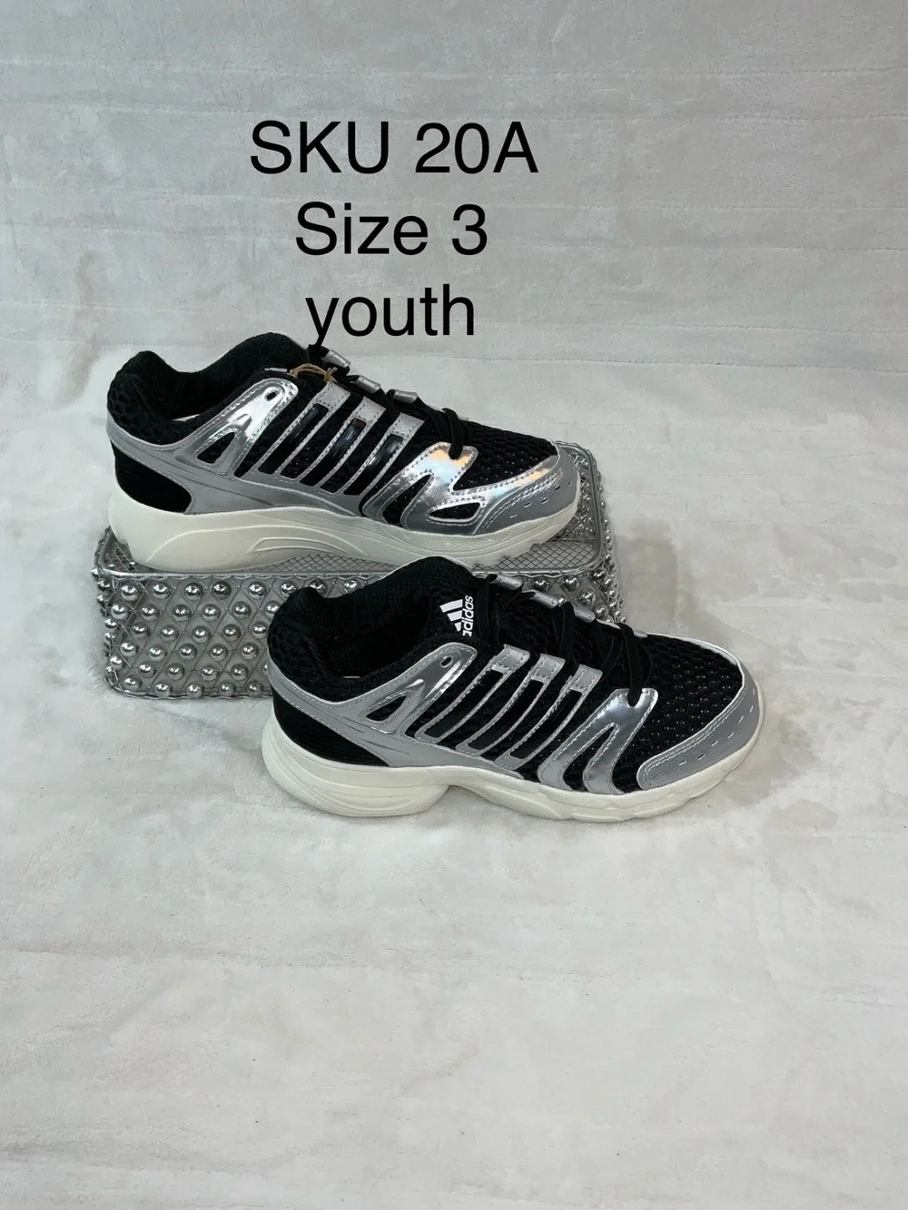 Adidas Adistar Control 5 J Black Silver size Youth 3   KI8733 NWT