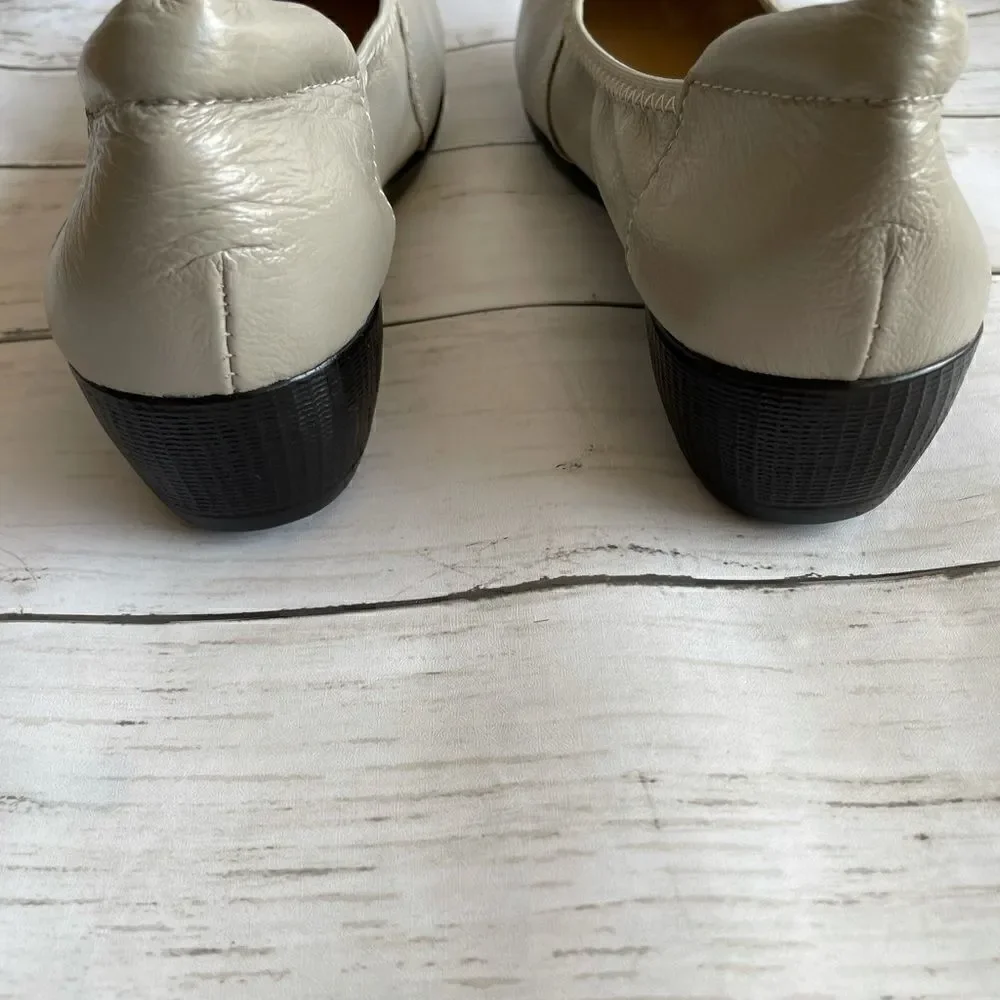 Oukahui wedge flats shoes Size 7.5-8