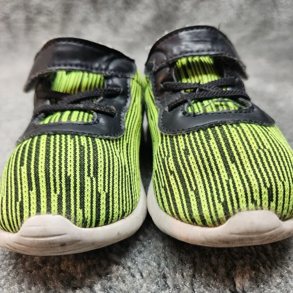 Nike Tanjun SE Baby Toddler Shoes Size 6C Green Running Walking Sneakers Comfort