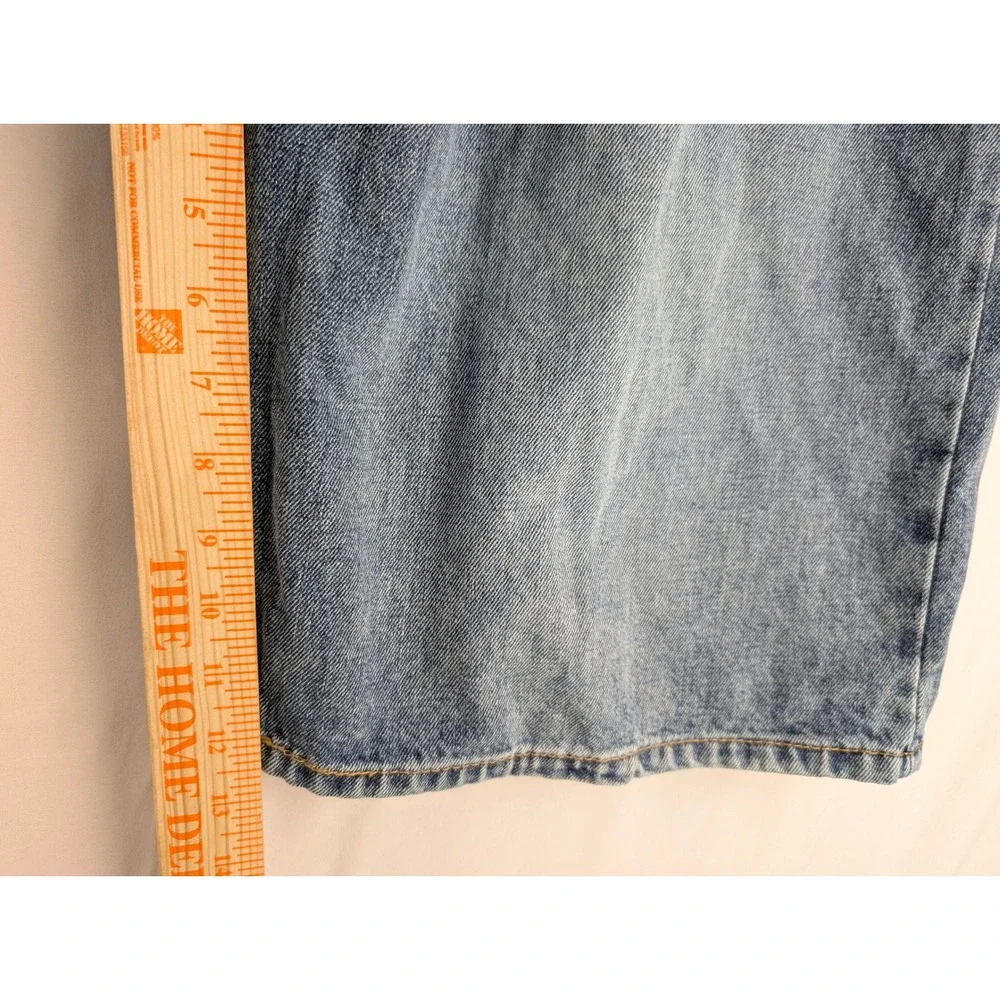 Levis levi 569