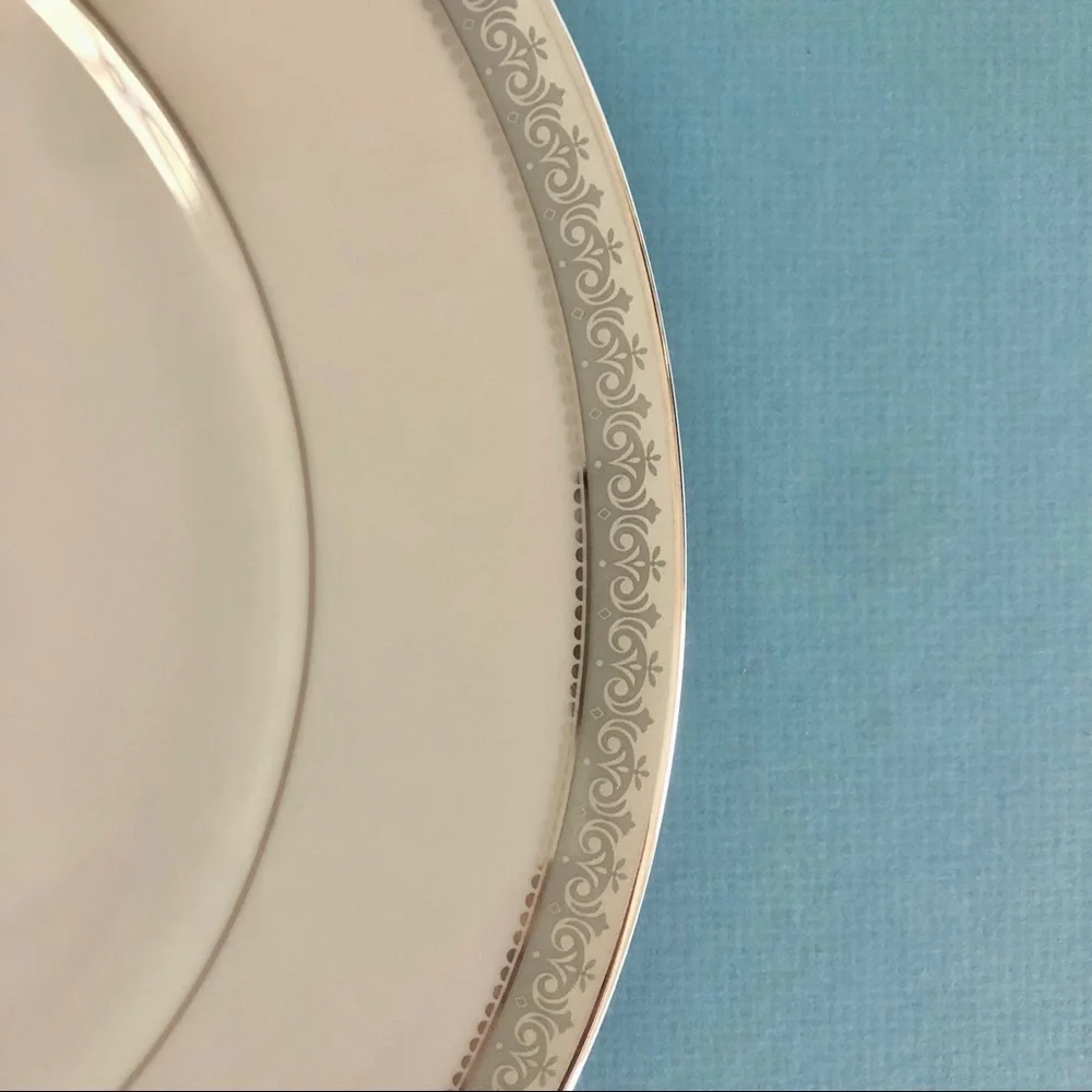 Mikasa Platinum Crown Filigree‎ Serving Platter