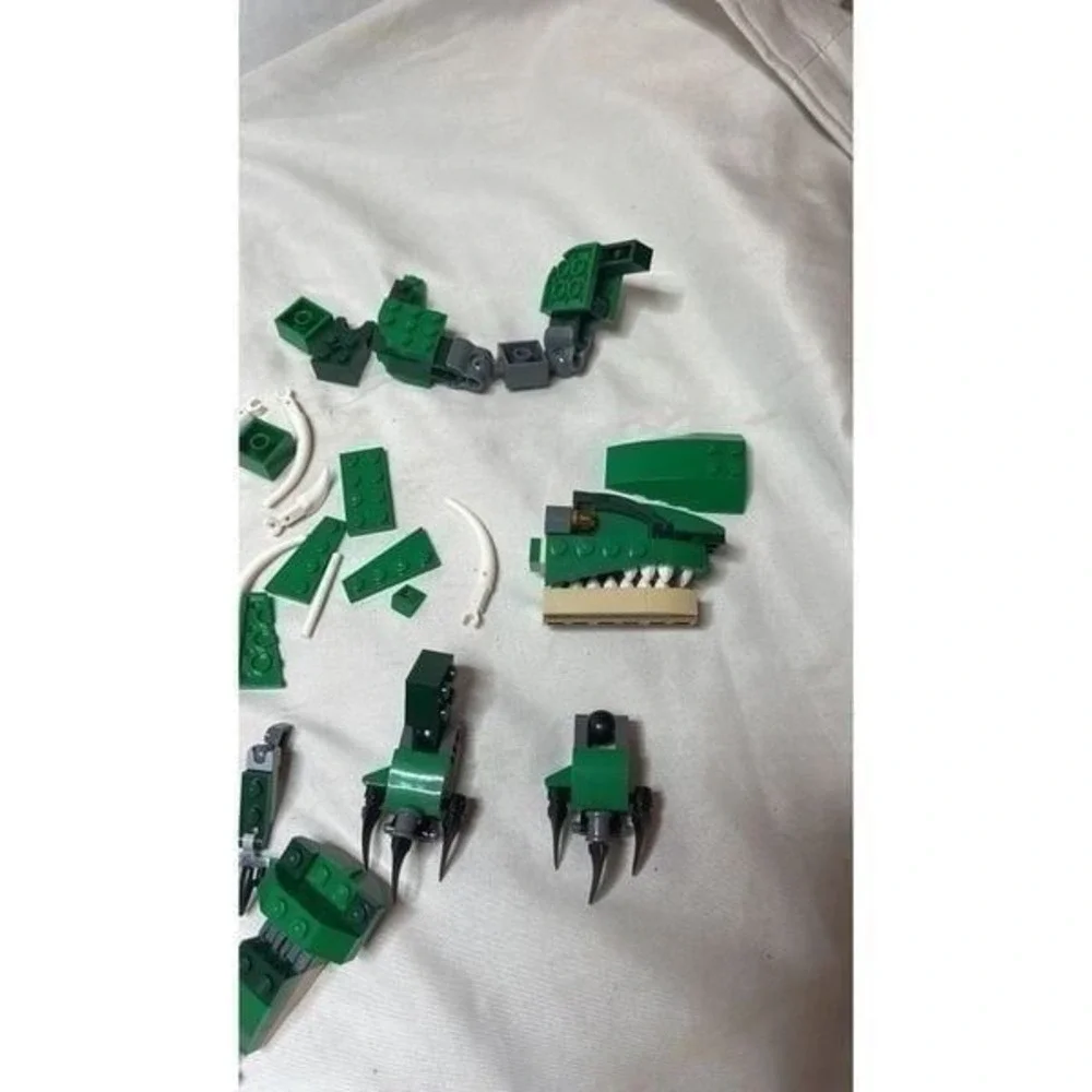 Lego creator mighty