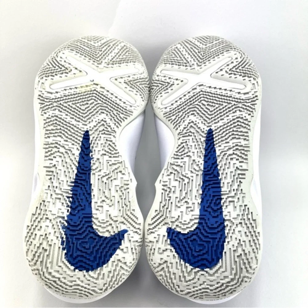 Nike nwt sneakers