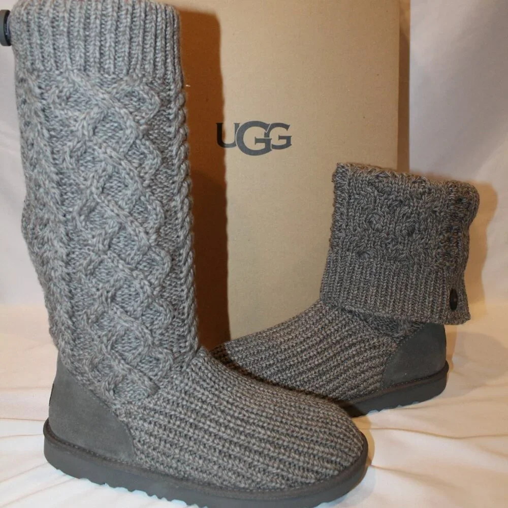NIB UGG YOUTH GRAY KNIT SWEATER TALL WINTER FASHION BOOTS SZ 3 4‎
