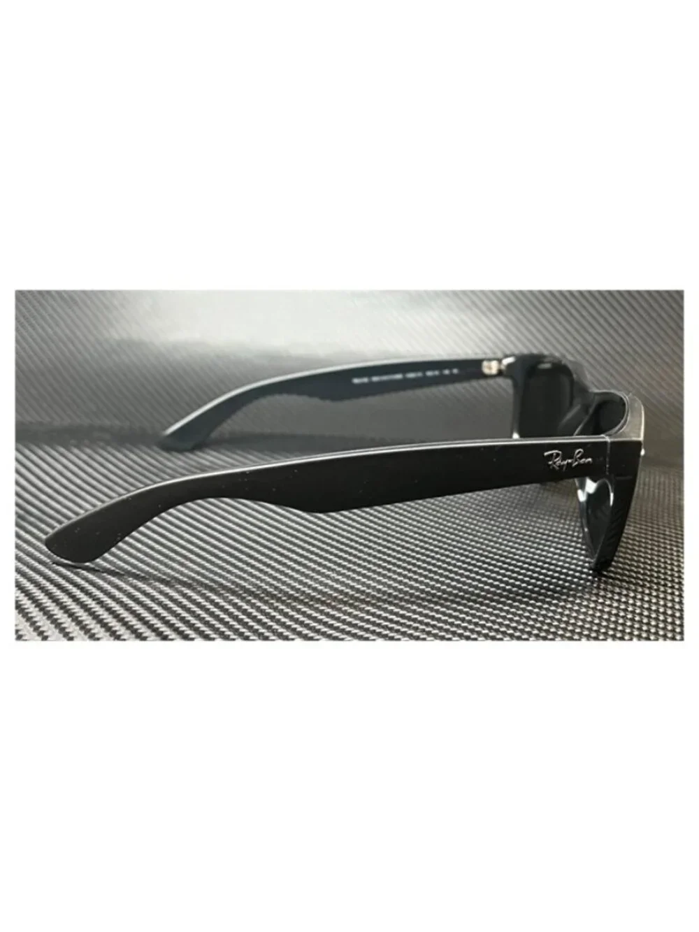 Ray-Ban new tags