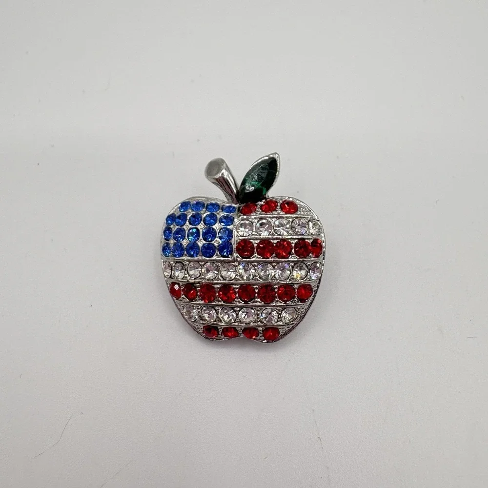 Patriotic‎ Apple Brooch Pin USA Flag Red White Blue Rhinestone Teacher Jewelry