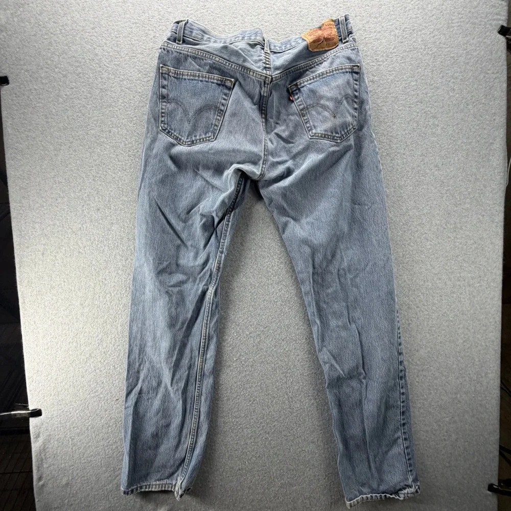 Levis measurements waist