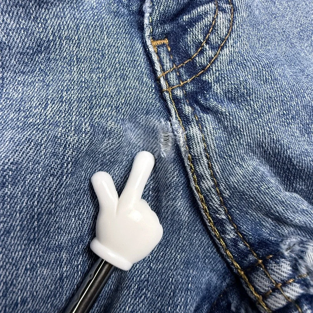 Levis orders near comfort