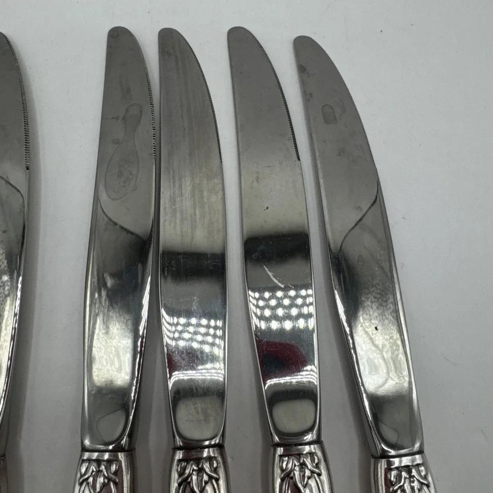 Oneida lot silver
