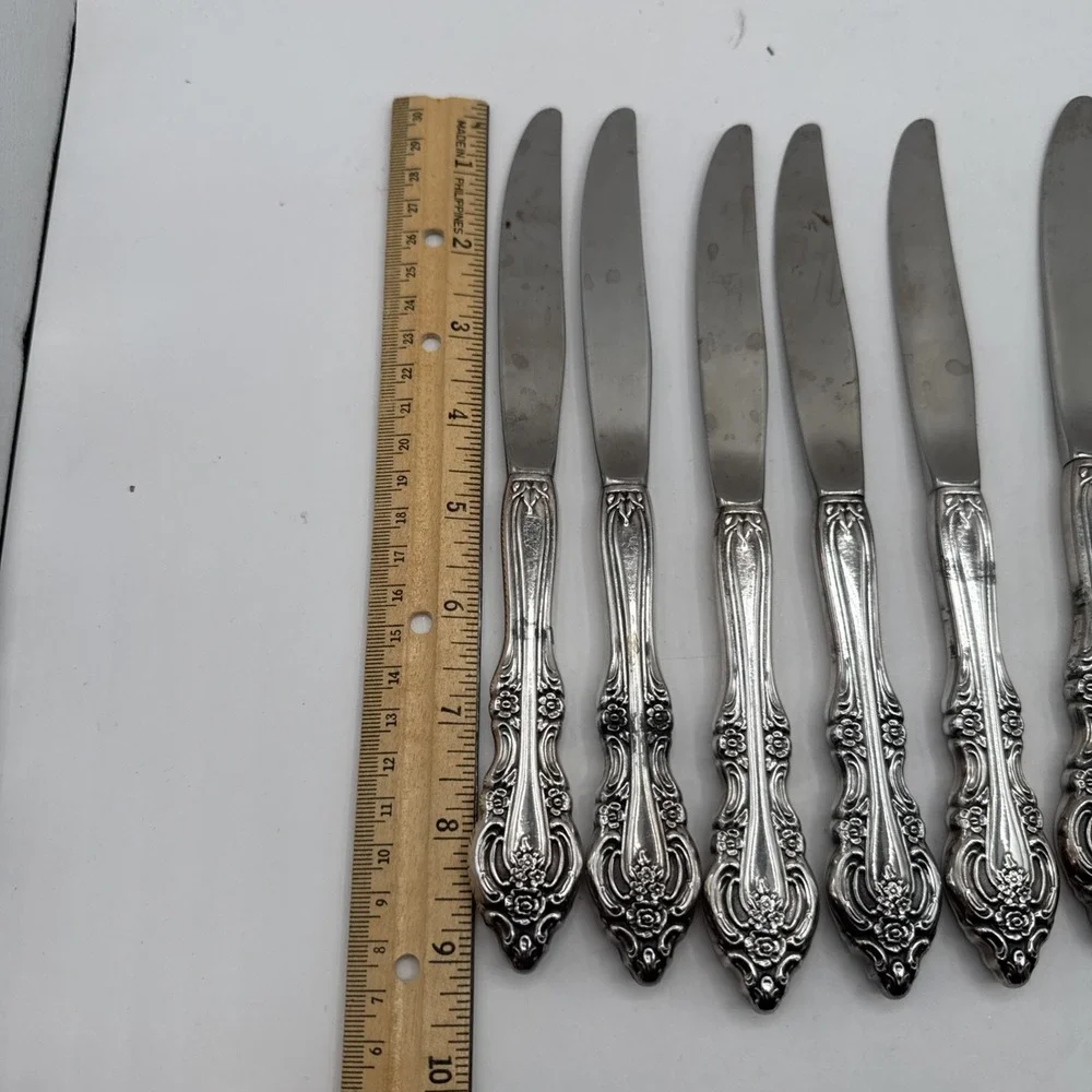 Oneida lot silver
