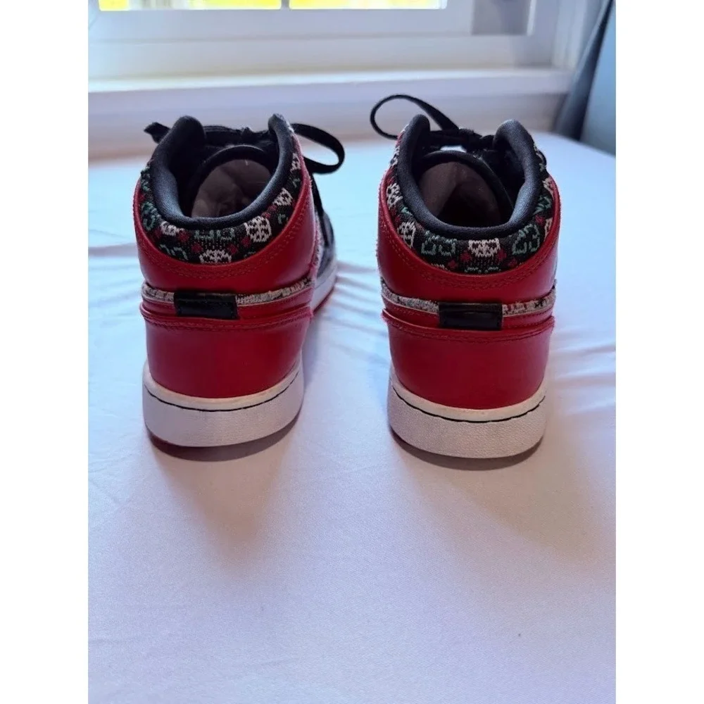 Nike Kids Black White Red Mid-Top Sneakers