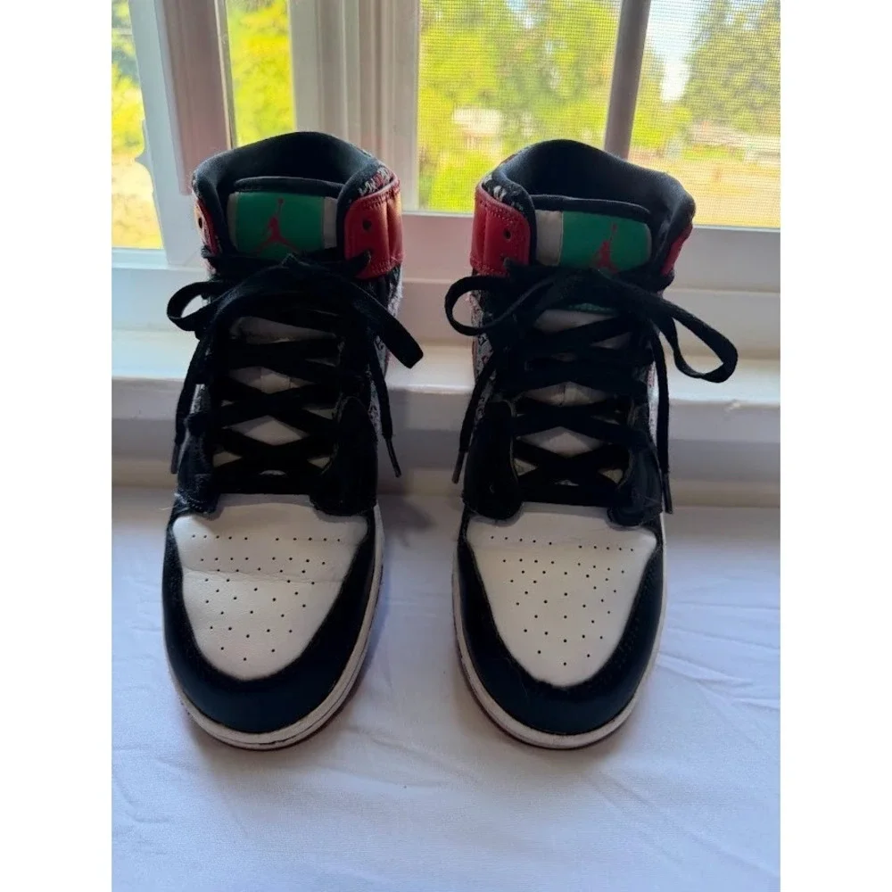 Nike Kids Black White Red Mid-Top Sneakers