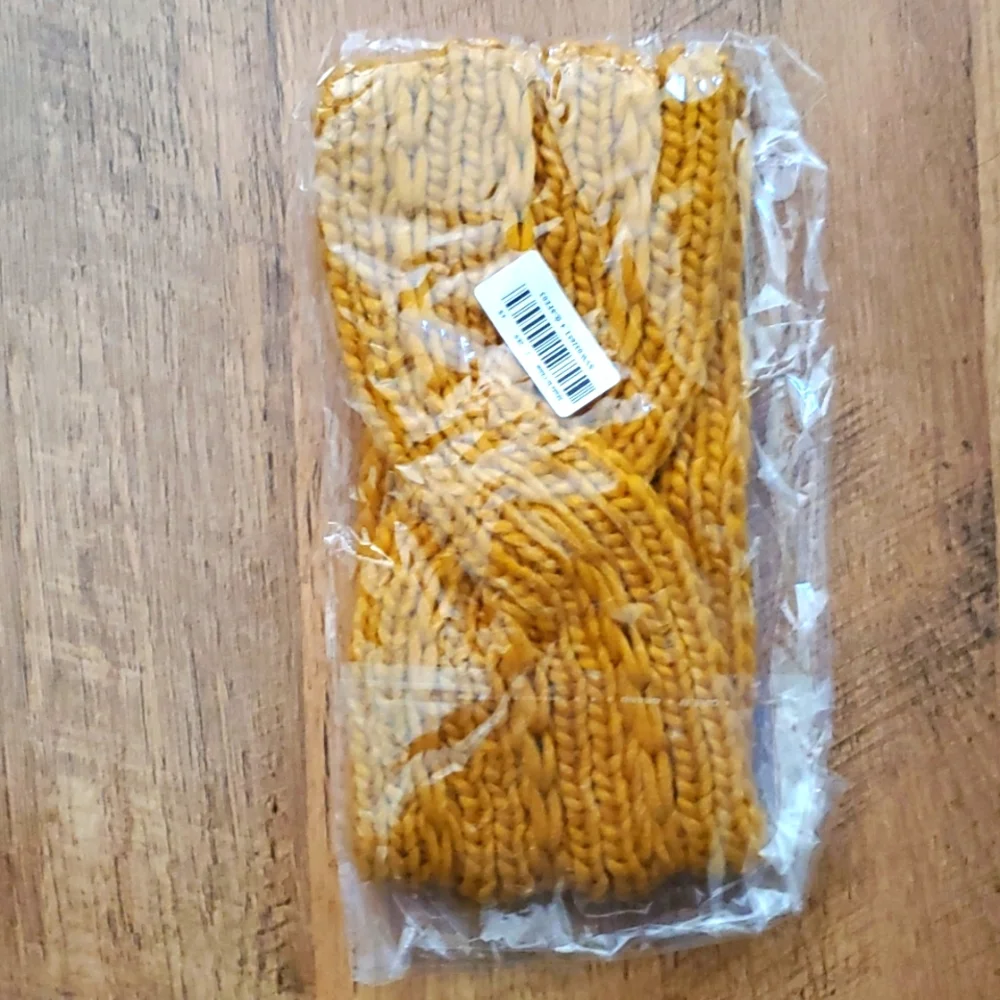 N/A mustard yellow