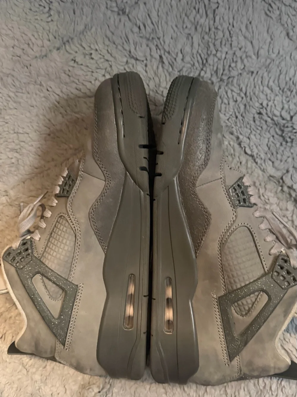 Men’s jordan 4 wet cement 10.5
