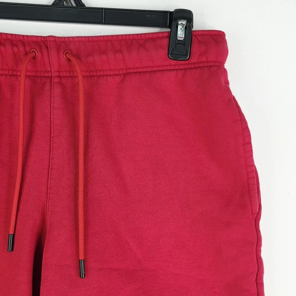 Nike Air Jordan Essentials Fleece Shorts Mens Size M‎ Large Red DA9826-687