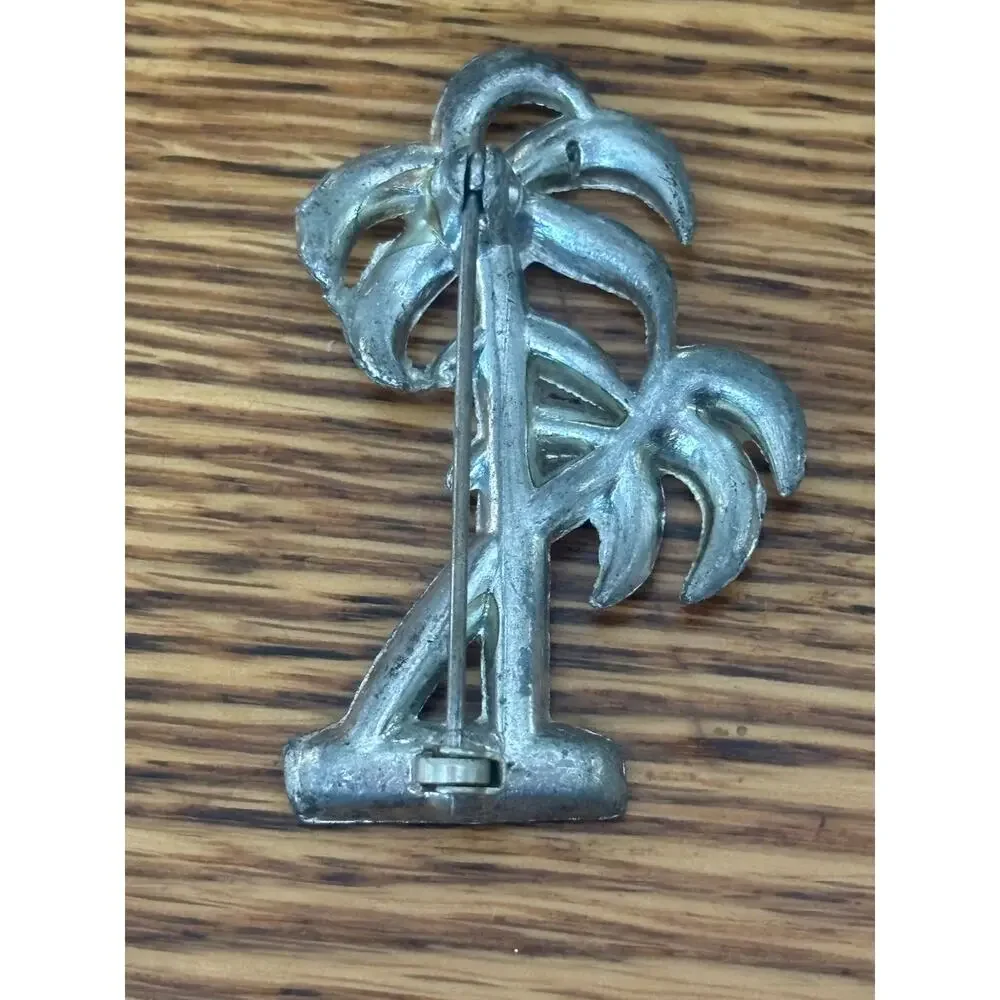 N/A vintage brooch