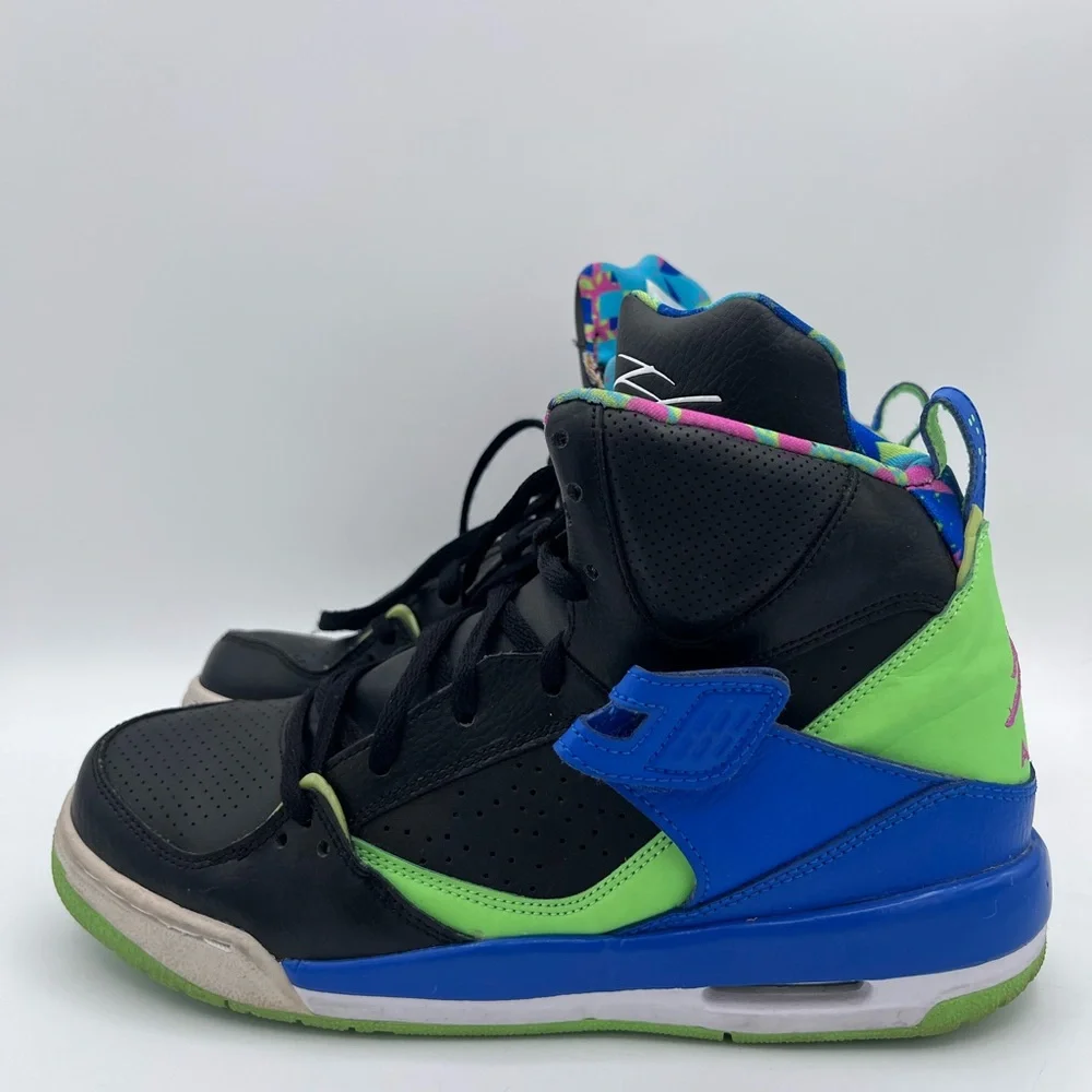 Nike Air Jordan Flight Size 7Y Sneaker 524865-029  Missing‎ Insoles
