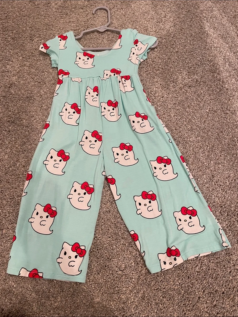 Hello Kitty posh peanut