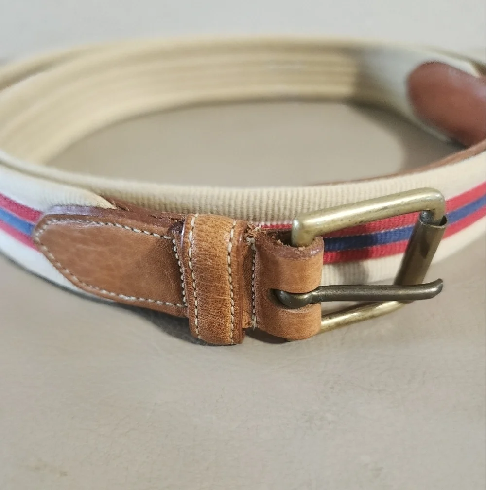 Dooney and Bourke Vintage Women’s cloth belt size 40