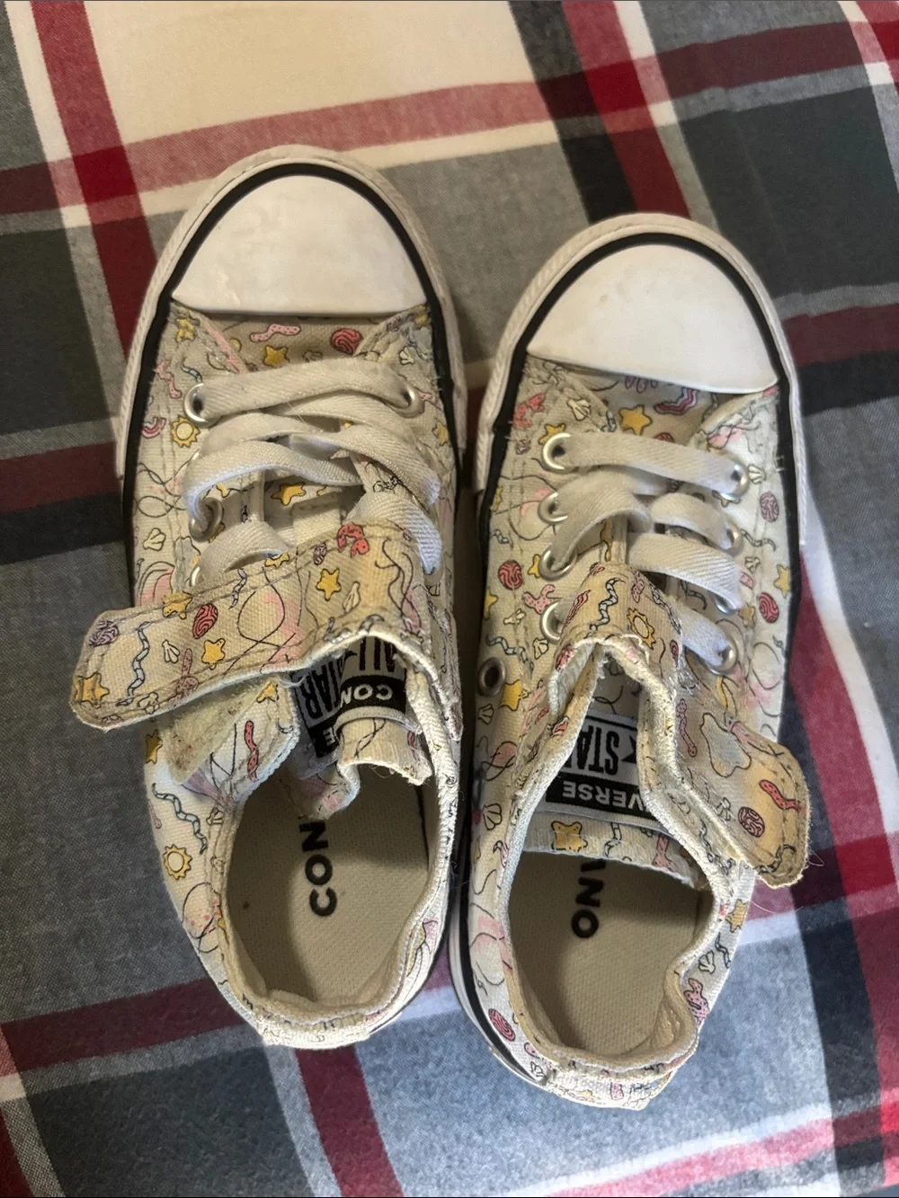 Converse low top