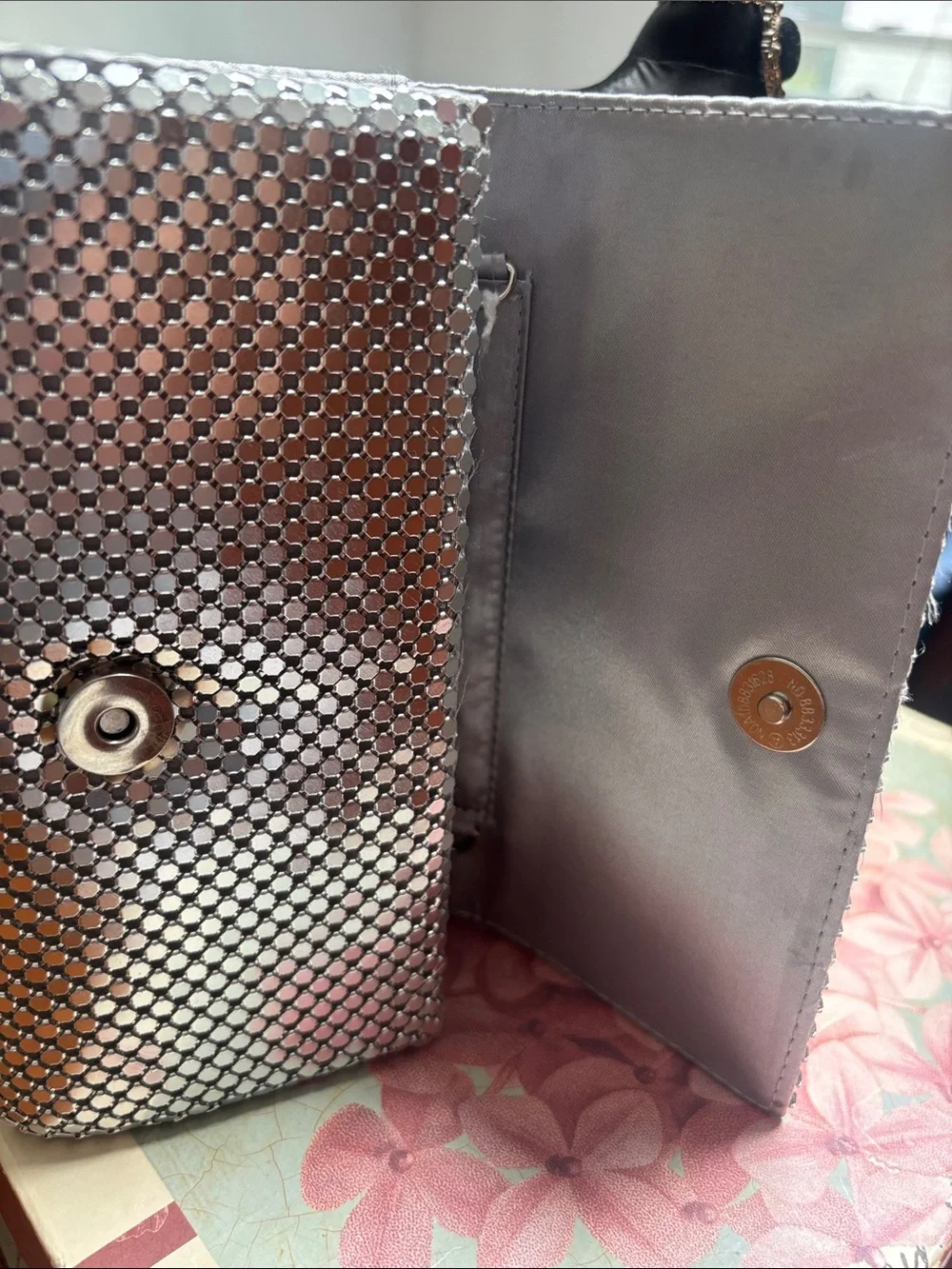 Jessica McClintock Purse Silver Metal Mesh clutch