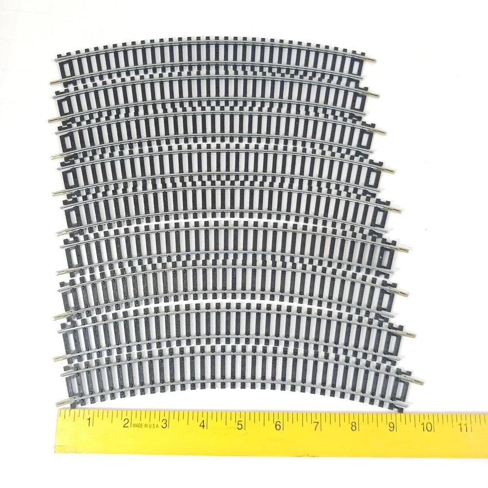 HO Scale Curved Model Train Track Lot Silver Rails Black Ties 9 Inch ppc