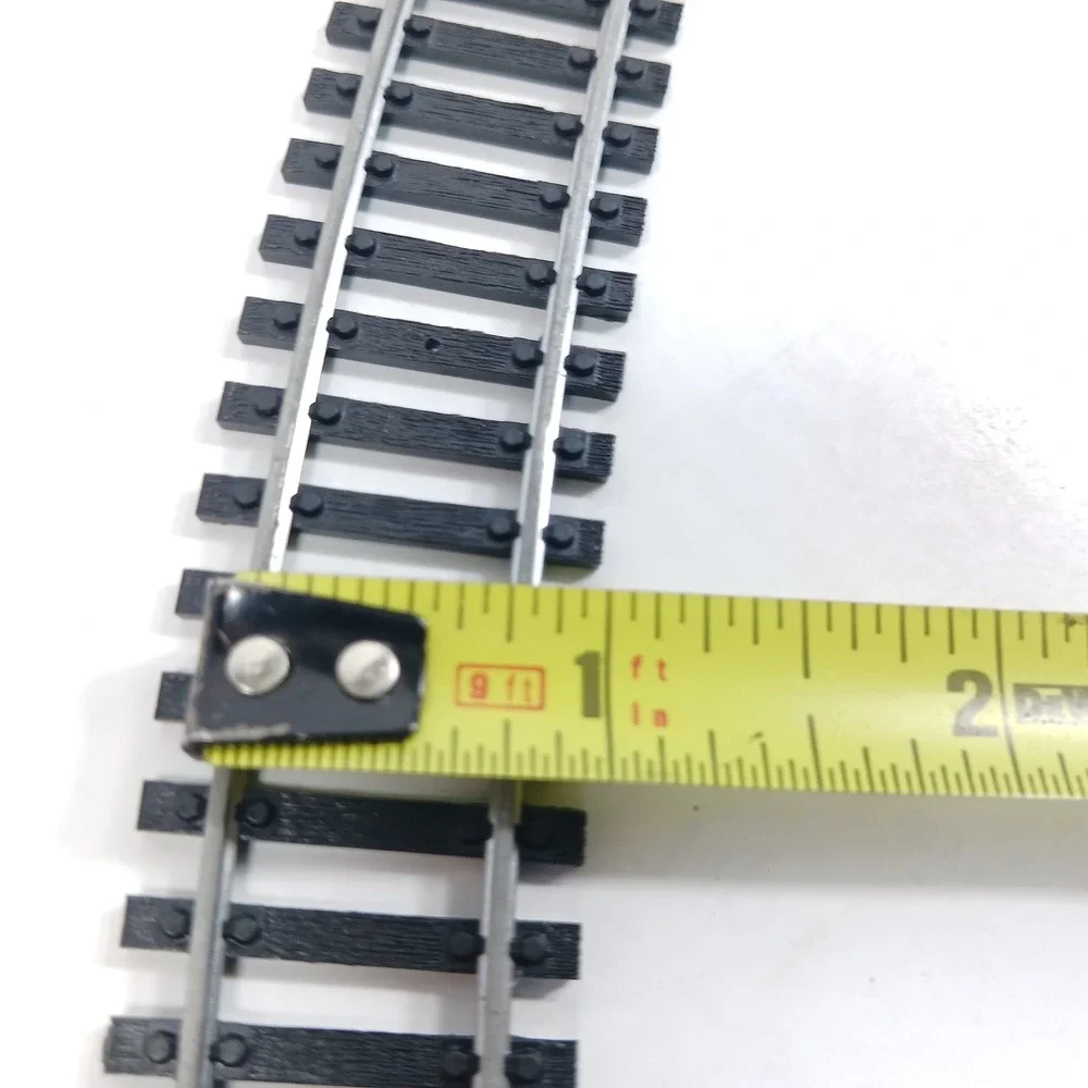 HO Scale Curved Model Train Track Lot Silver Rails Black Ties 9 Inch ppc