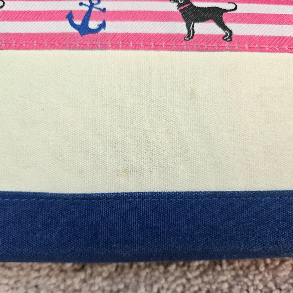 The Black Dog Martha's Vineyard Cape Cod Zip Around Wallet Pink Blue Cream