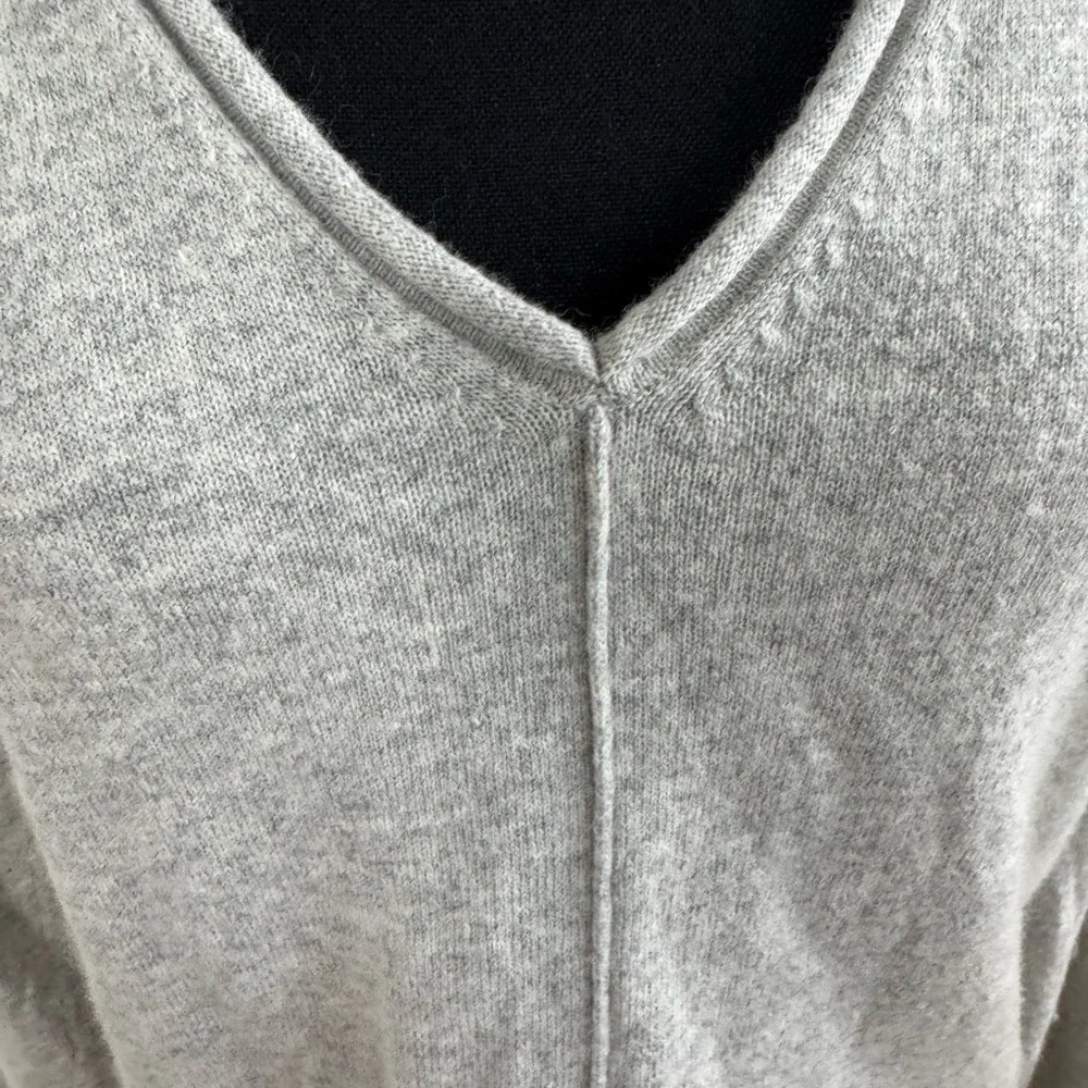 J. Crew excellent lightweight