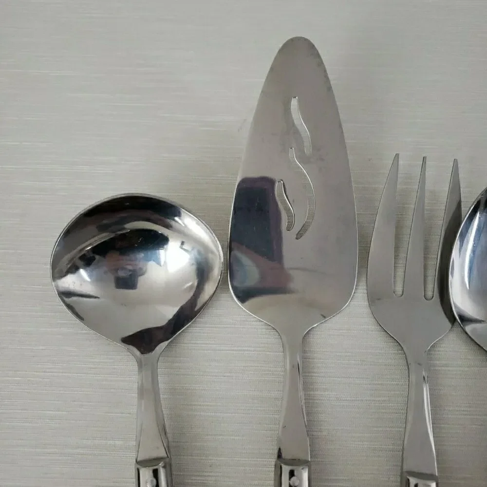Lifetime Stainless Serving Utensil & 4 Dinner Knives Rivet White Handle Thailand