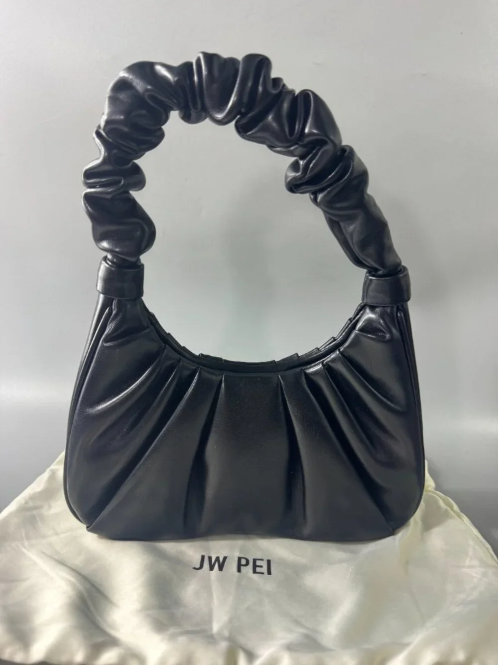 JW PEI sizes see