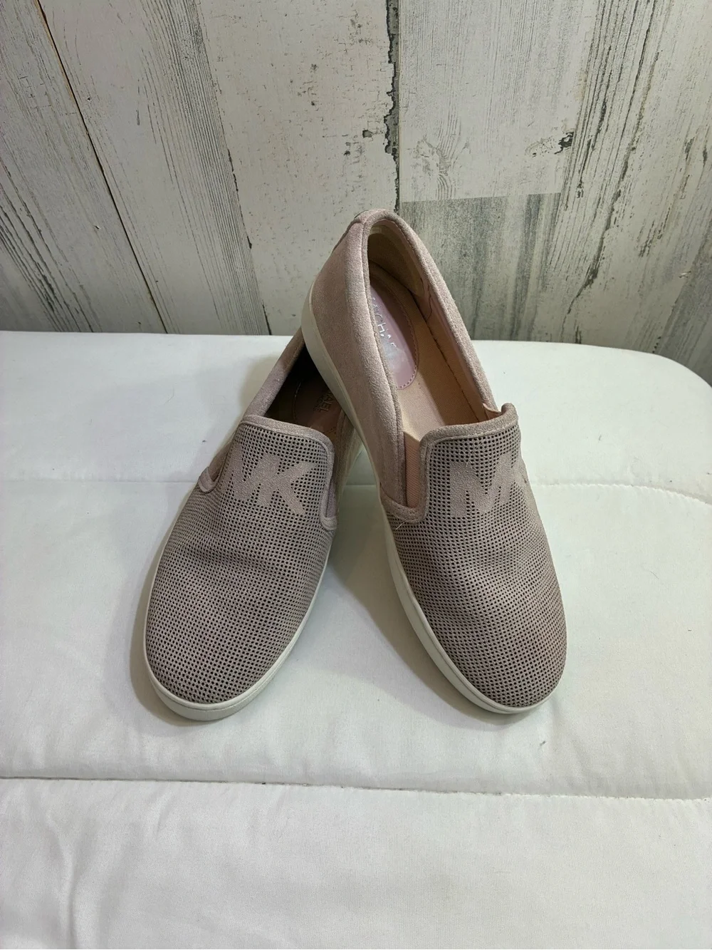 Michael Kors Women's Slip-On Sneakers in Light Pink and White leather 7M
