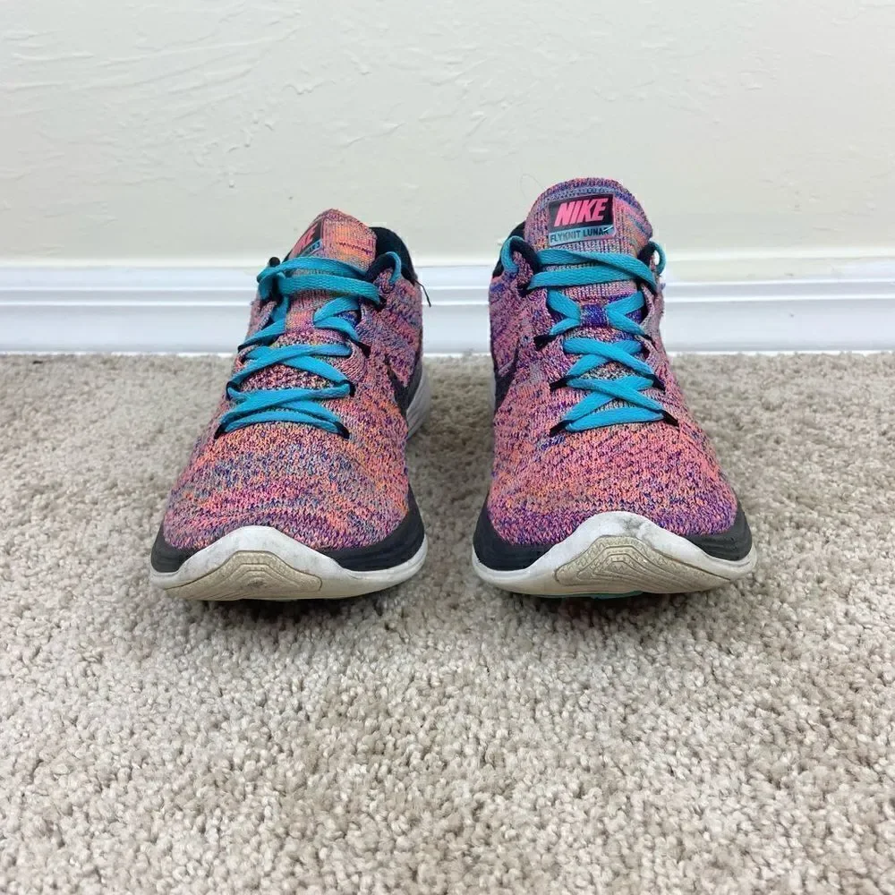 Nike as multi color