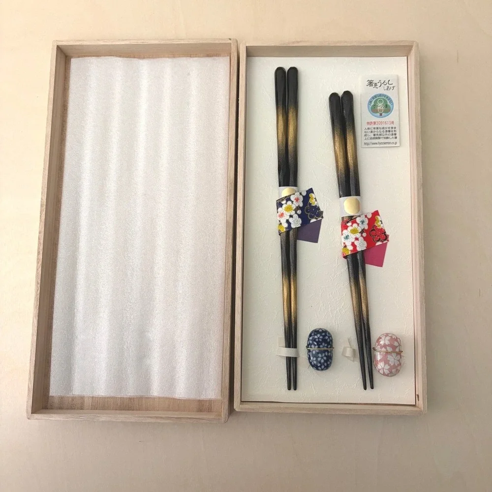 Hyozaemon Couples Chopsticks Black Gold Meotobashi Gift Set New