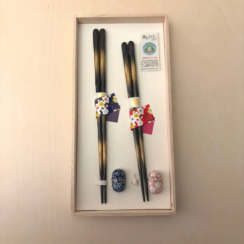 Hyozaemon Couples Chopsticks Black Gold Meotobashi Gift Set New