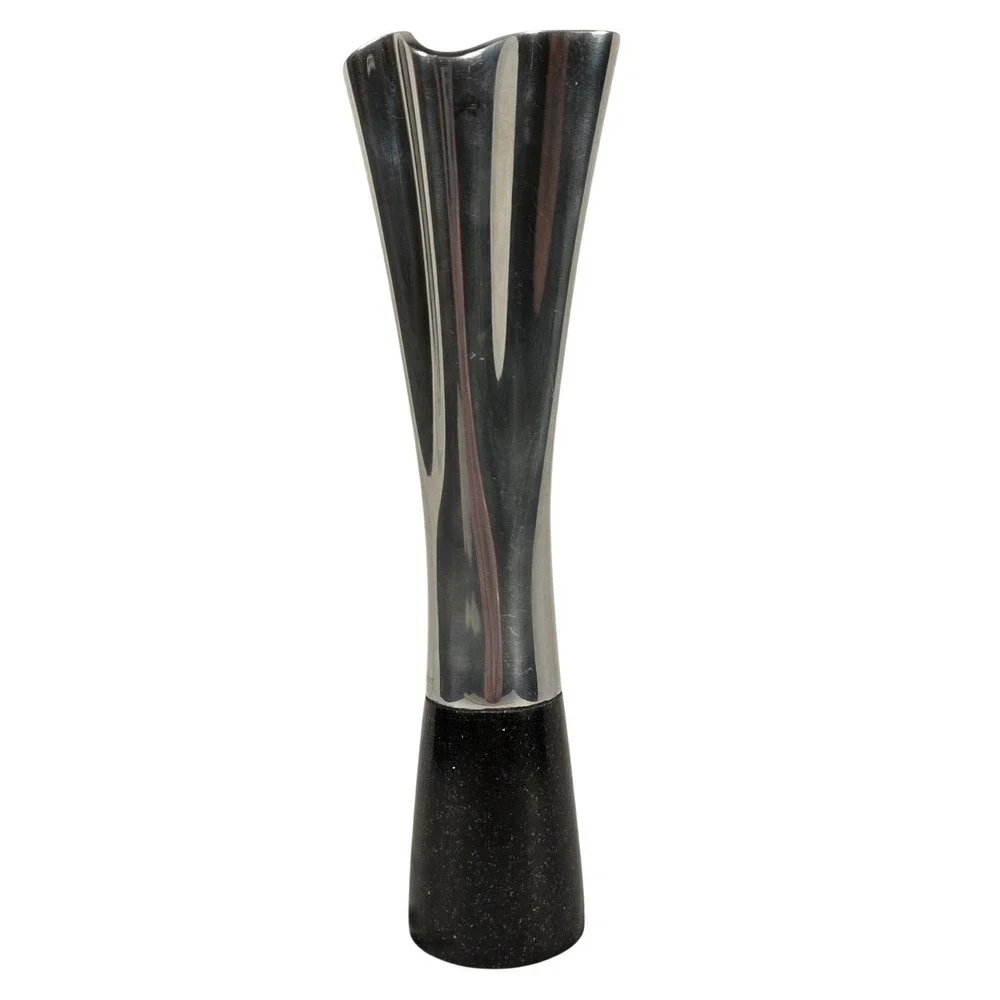 Nambe alloy bud
