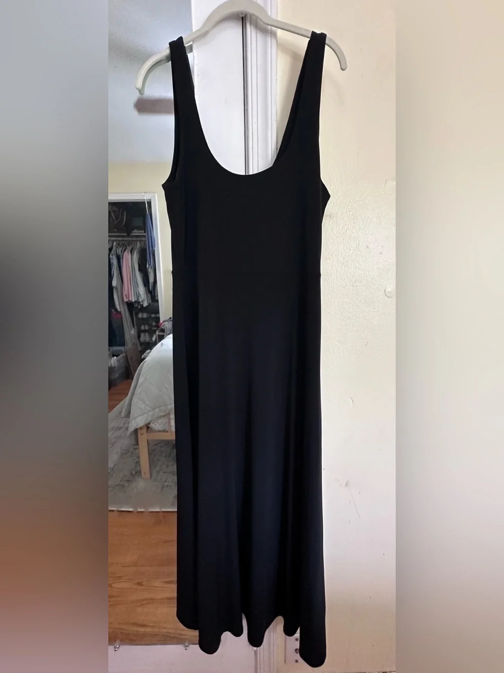J. Crew size scoopneck