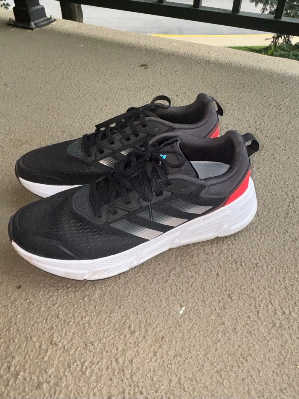 Adidas Questar Men's Size 12 Black Matte Silver Running Shoes Sneakers GZ0632