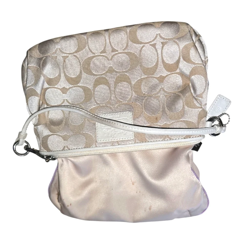 Coach wristlet signature