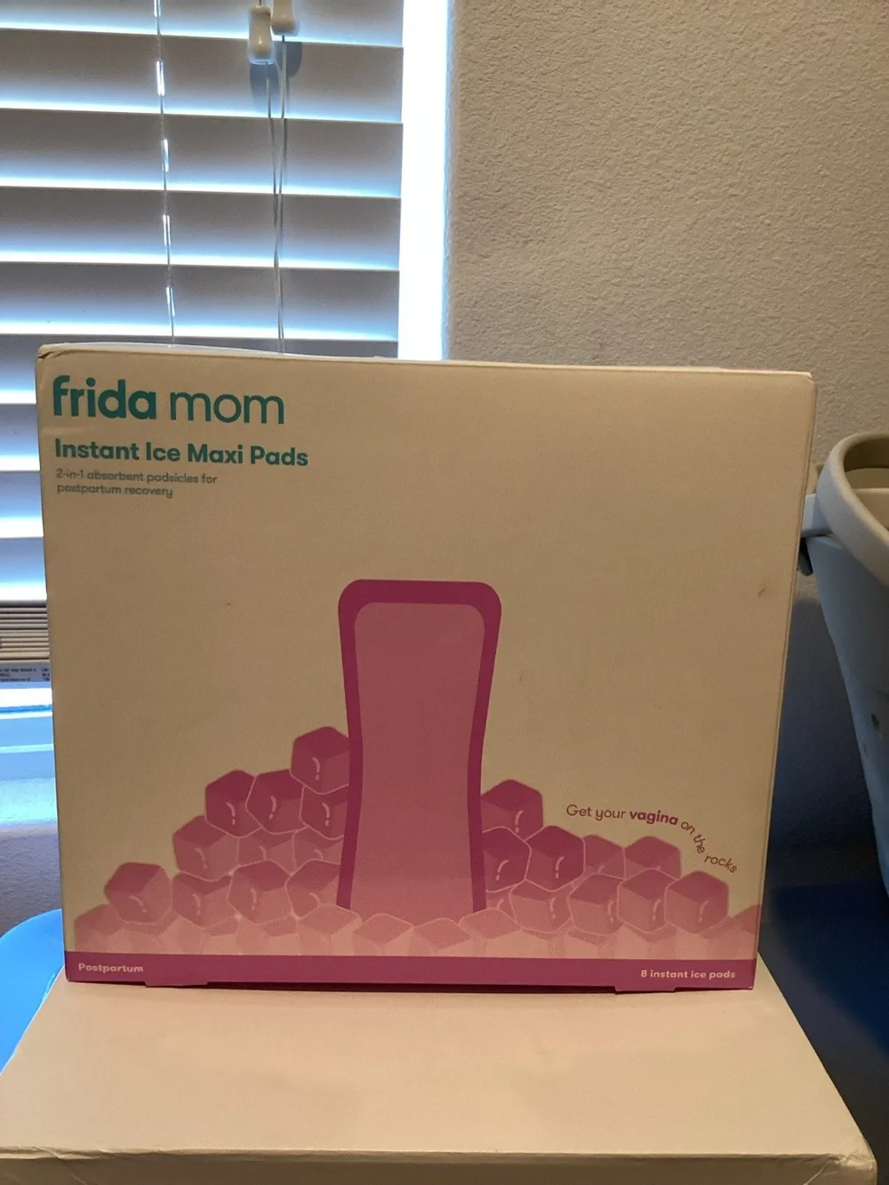 Frida mom Pink Instant Ice Maxi Pads - Postpartum Cooling Pads
