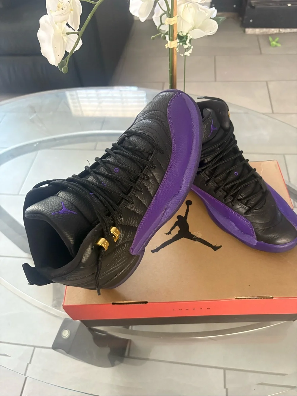 Jordan retro silhouette