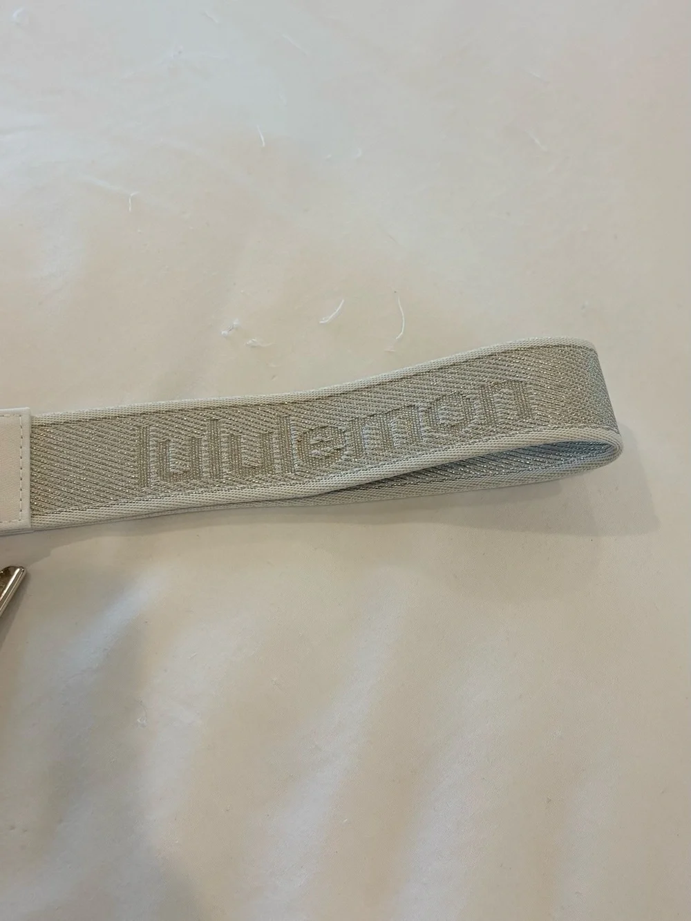lululemon athletica shipping accessory