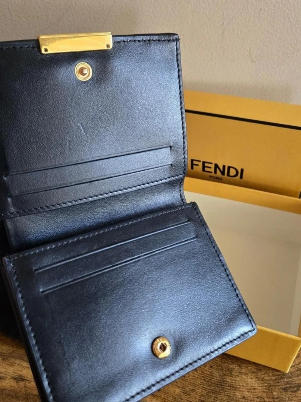 Fendi pre owned