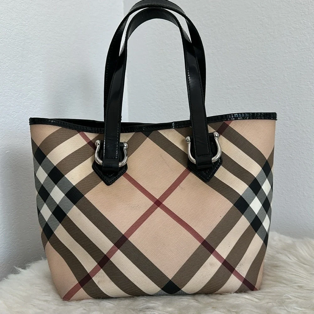 Burberry preloved tote
