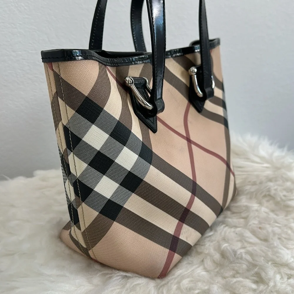 Burberry preloved tote