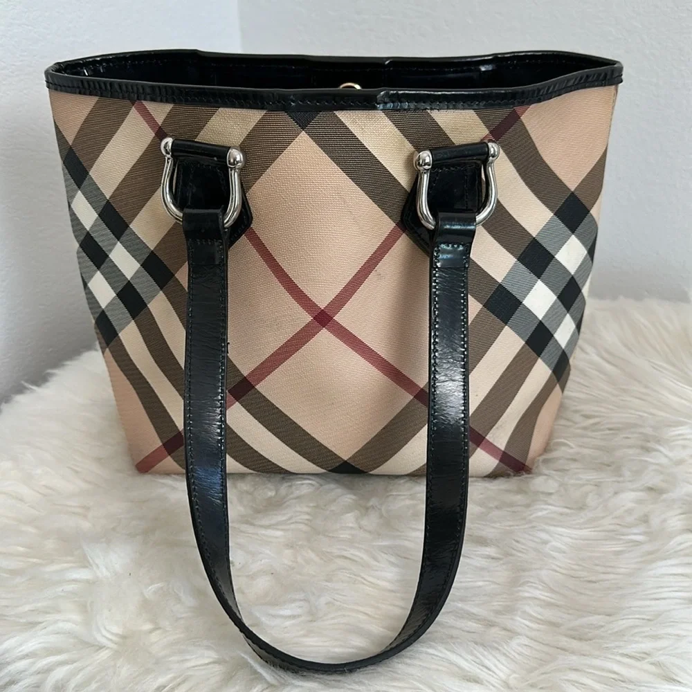 Burberry preloved tote