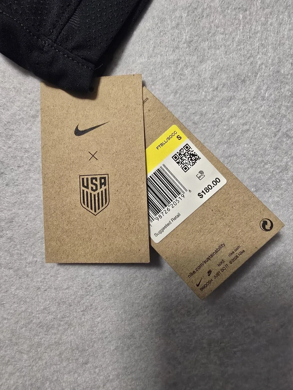 Nike fitted short